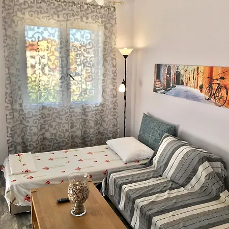 Apartment Sunny And In Lefkada City